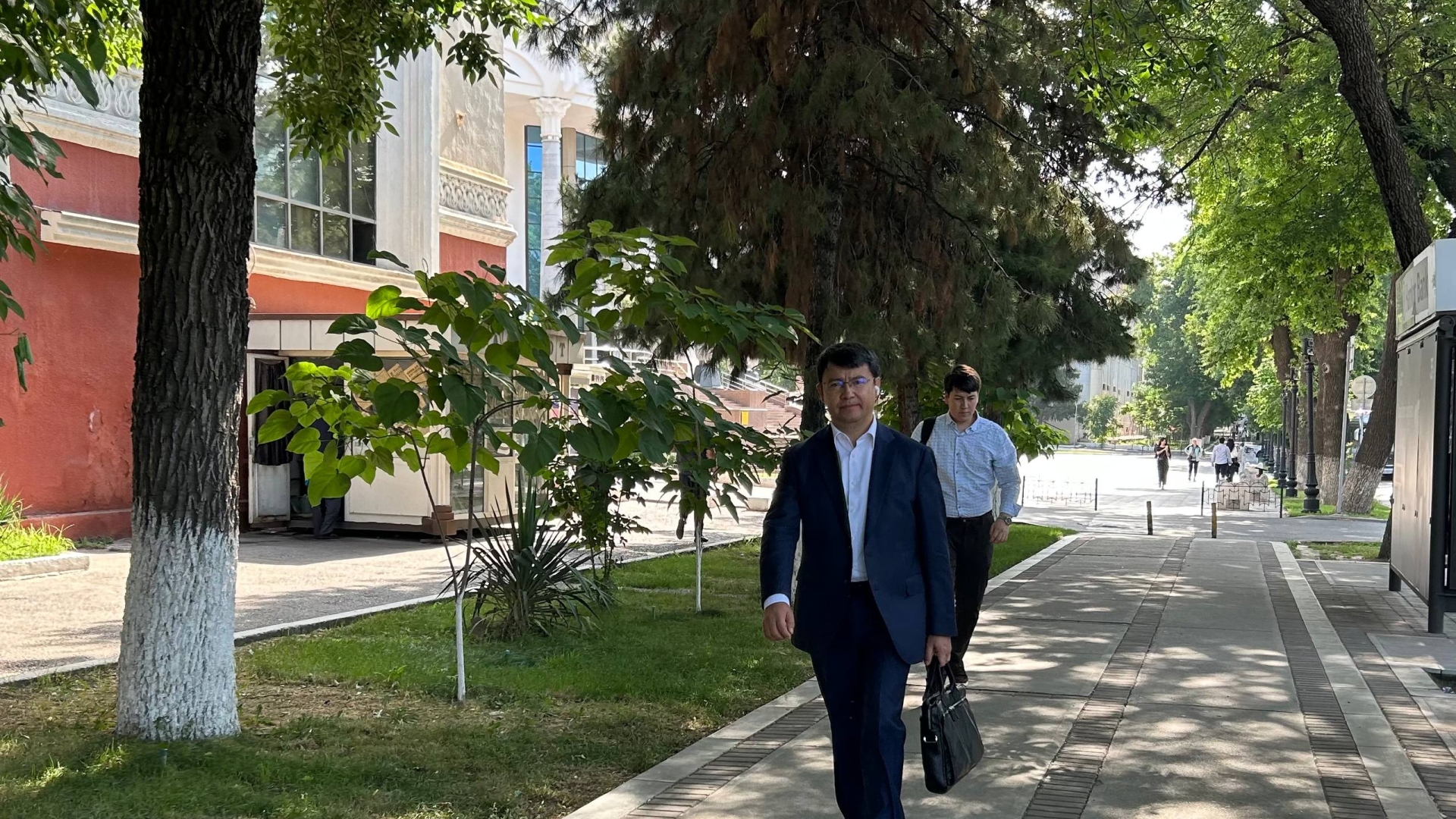 “O‘zkimyosanoat” AJda “Avtomobilsiz kun” aksiyasi o‘tkazildi